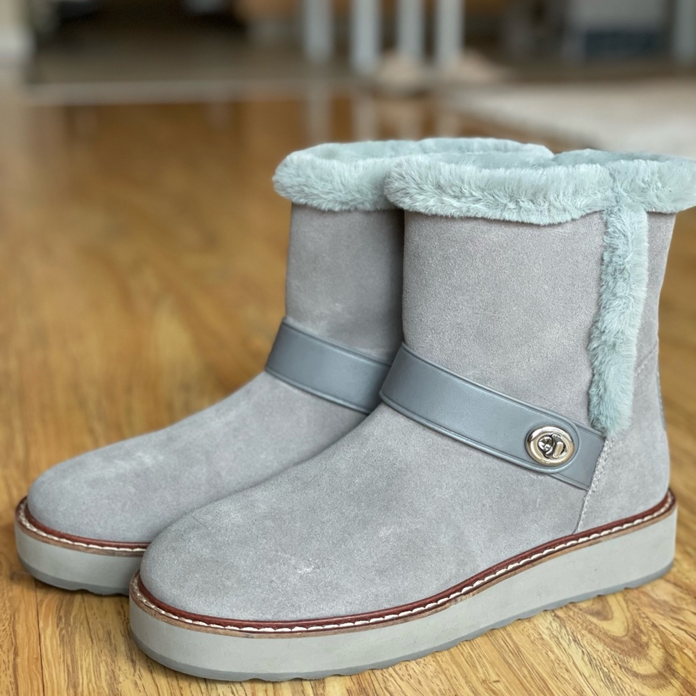 Coach fur (ugg) boots